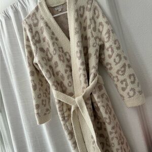 Barefoot Dreams Robe: Size small